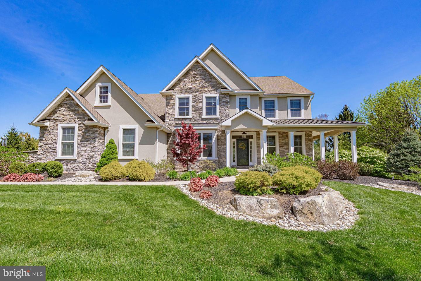 Bethlehem, Pennsylvania, 18020, United States, 4 Bedrooms Bedrooms, ,5 BathroomsBathrooms,Residential,Pending,1968396