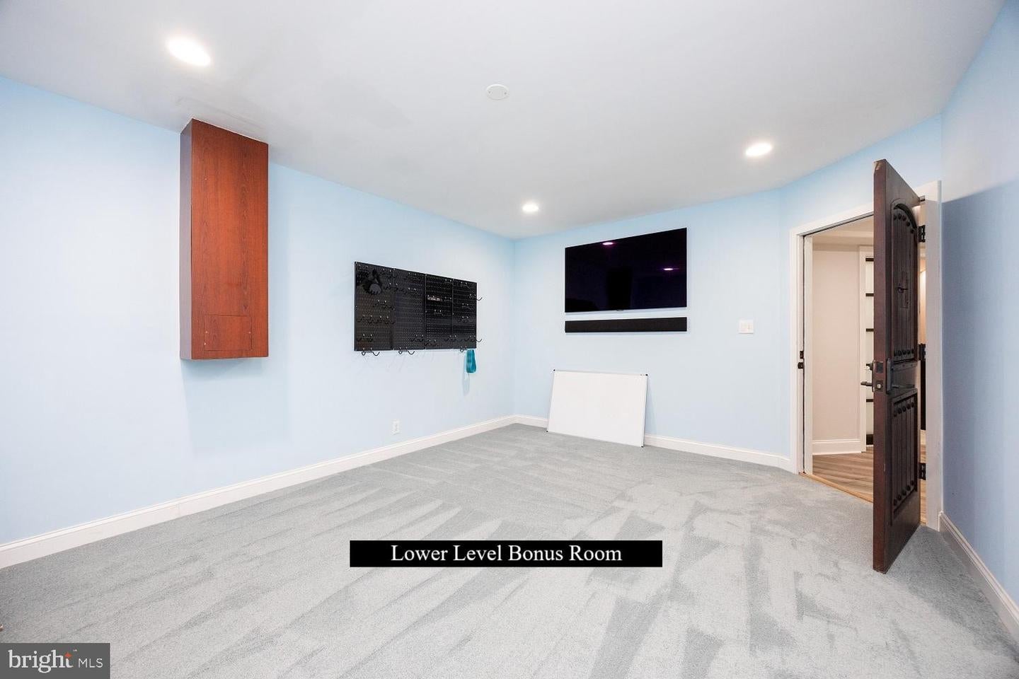 Landenberg, Pennsylvania, 19350, United States, 5 Bedrooms Bedrooms, ,6 BathroomsBathrooms,Residential,Active,1965819