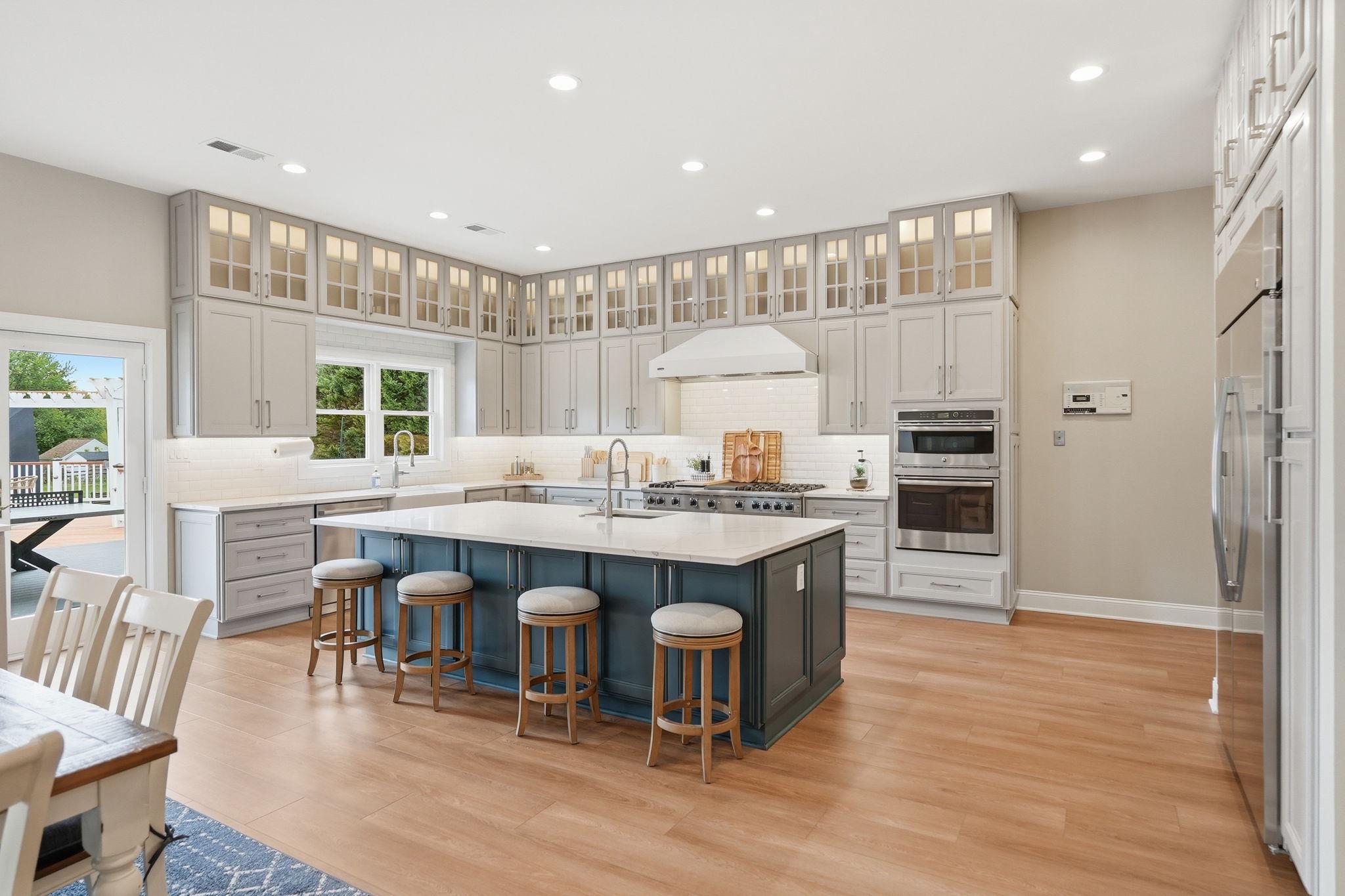 North Potomac, Maryland, 20878, United States, 7 Bedrooms Bedrooms, ,8 BathroomsBathrooms,Residential,Active,2044145
