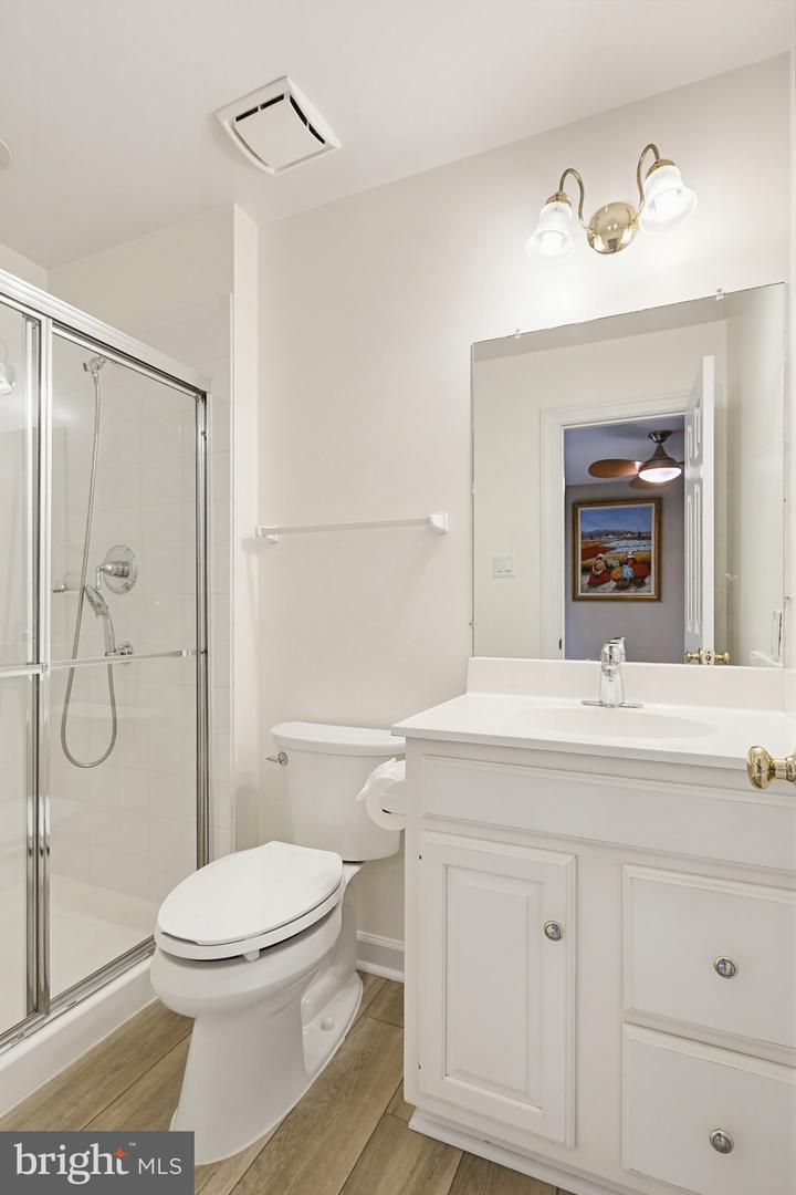 Laurel, Maryland, 20723, United States, 4 Bedrooms Bedrooms, ,5 BathroomsBathrooms,Residential,Active,2041355