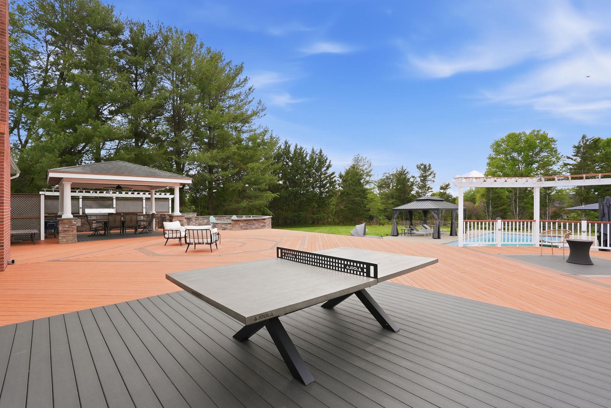 North Potomac, Maryland, 20878, United States, 7 Bedrooms Bedrooms, ,8 BathroomsBathrooms,Residential,Active,2044145