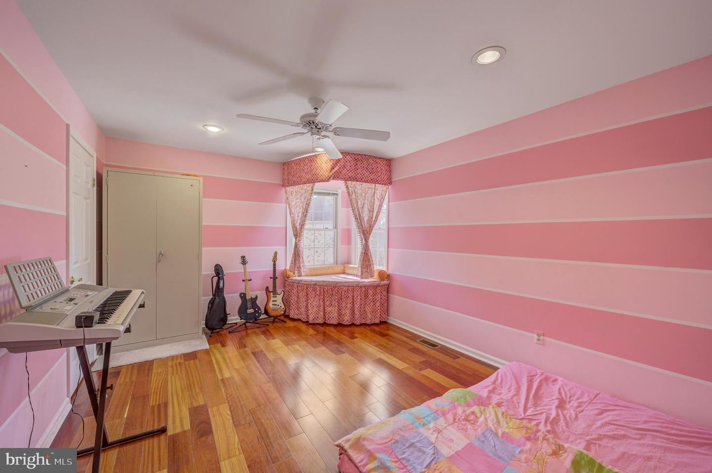 Plainsboro, New Jersey, 08536, United States, 5 Bedrooms Bedrooms, ,4 BathroomsBathrooms,Residential,Active,1936613