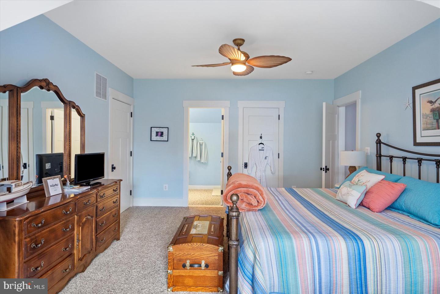 Middle River, Maryland, 21220, United States, 7 Bedrooms Bedrooms, ,7 BathroomsBathrooms,Residential,Active,1969646