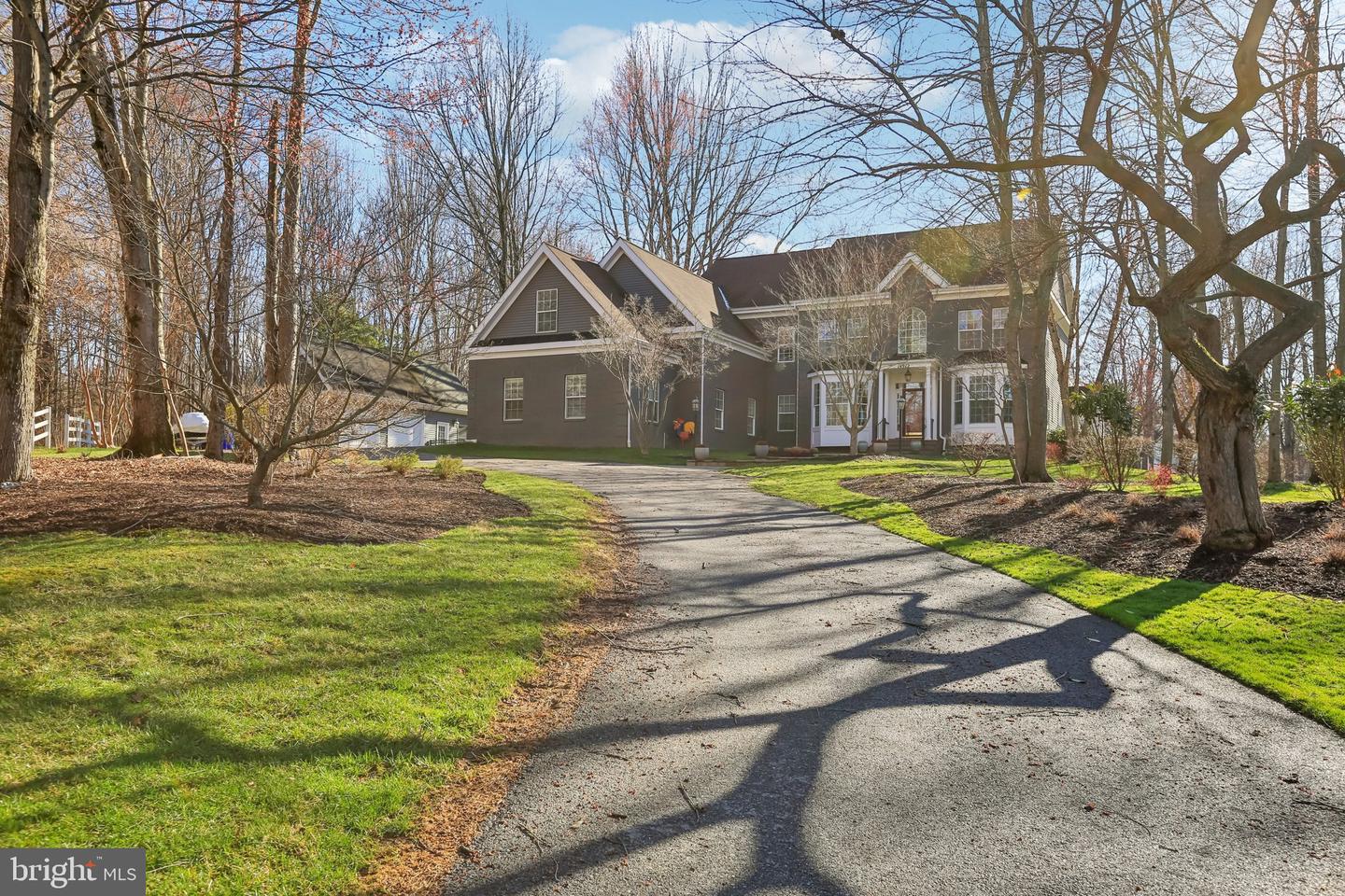 Clarksburg, Maryland, 20871, United States, 5 Bedrooms Bedrooms, ,4 BathroomsBathrooms,Residential,Active,2025637