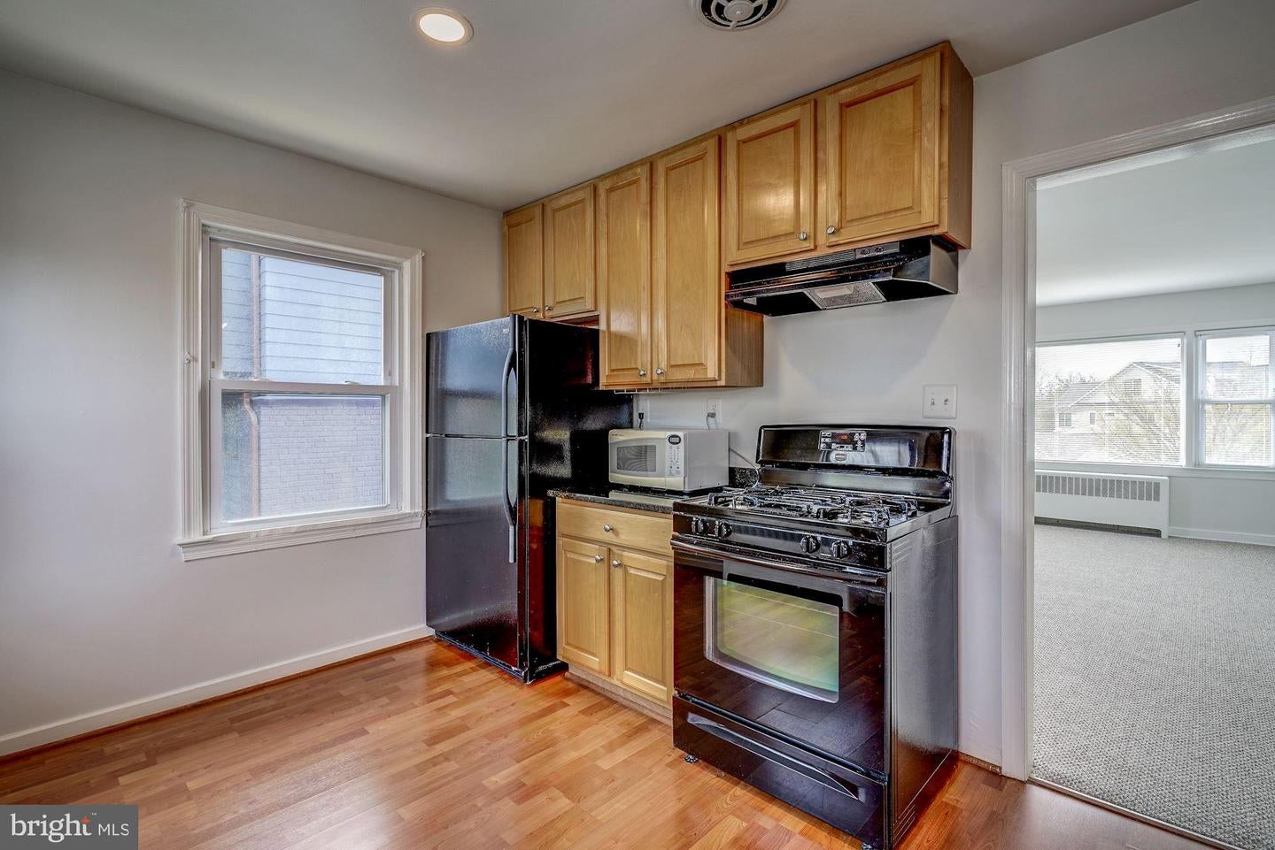 Arlington, Virginia, 22201, United States, 5 Bedrooms Bedrooms, ,3 BathroomsBathrooms,Residential,Active,1945268