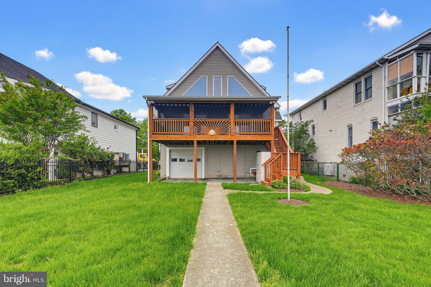 Edgewater, Maryland, 21037, United States, 3 Bedrooms Bedrooms, ,3 BathroomsBathrooms,Residential,Active,2028218