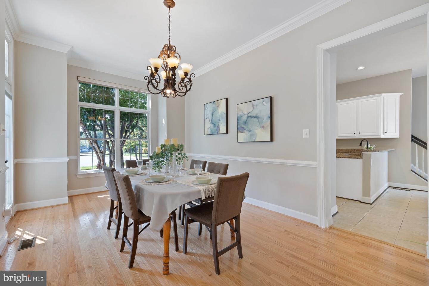 Rockville, Maryland, 20850, United States, 5 Bedrooms Bedrooms, ,6 BathroomsBathrooms,Residential,Active,1941388