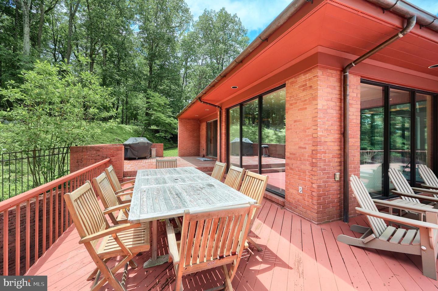 Spring Grove, Pennsylvania, 17362, United States, 6 Bedrooms Bedrooms, ,6 BathroomsBathrooms,Residential,Active,1825088