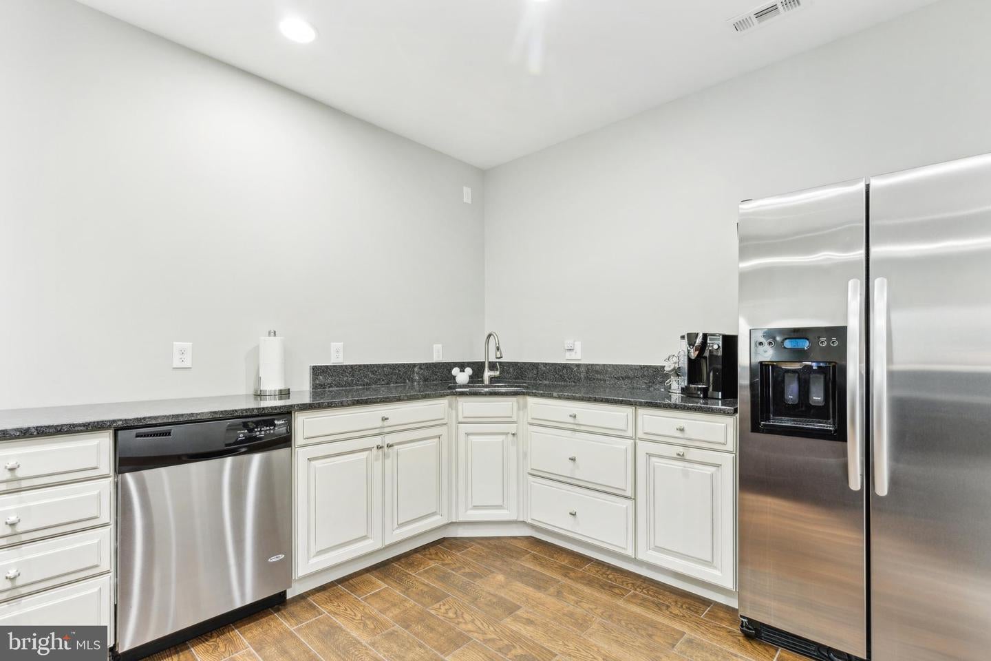Leesburg, Virginia, 20175, United States, 5 Bedrooms Bedrooms, ,6 BathroomsBathrooms,Residential,Active,1905104