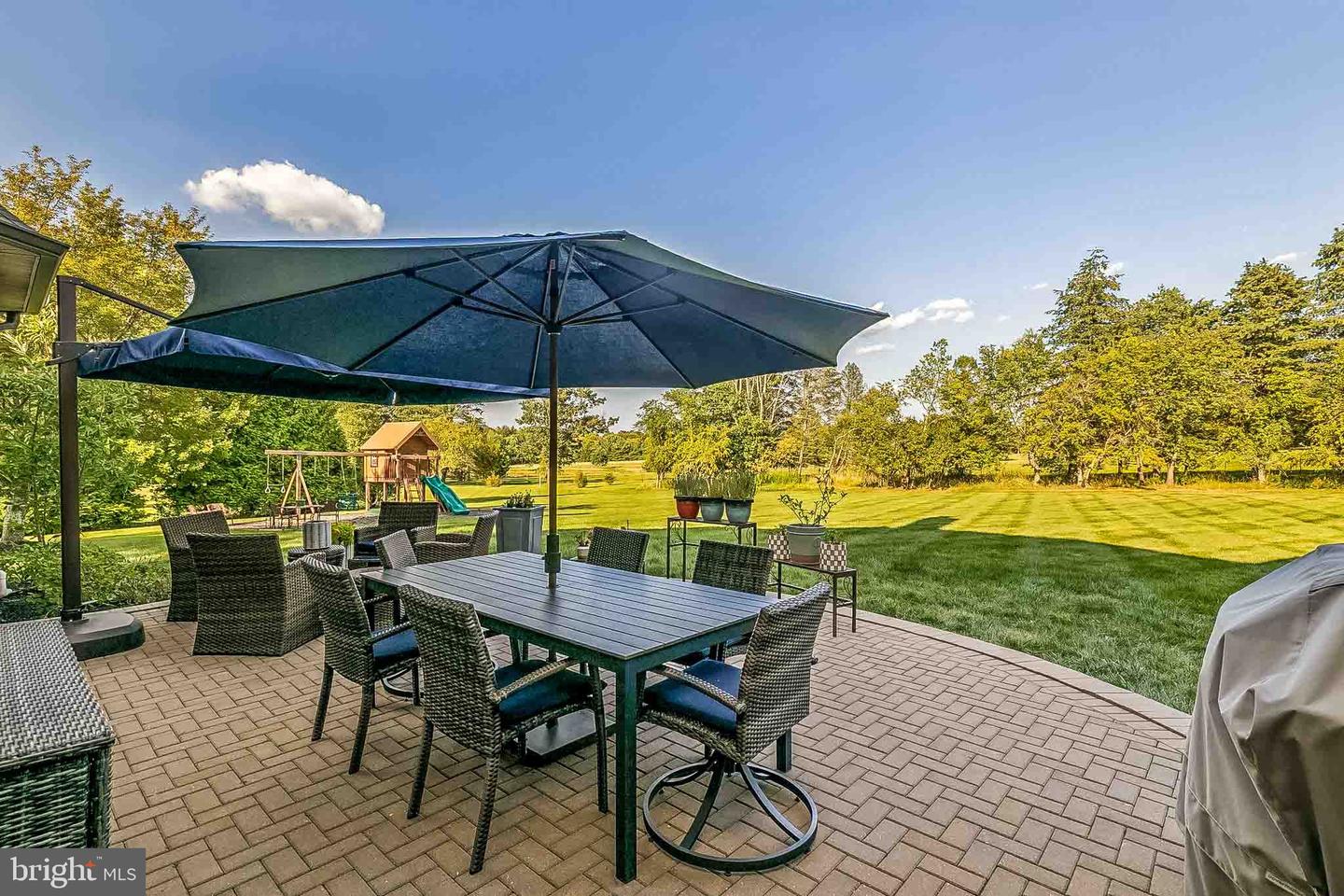 Washington Crossing, Pennsylvania, 18977, United States, 4 Bedrooms Bedrooms, ,5 BathroomsBathrooms,Residential,Contingent,1993615