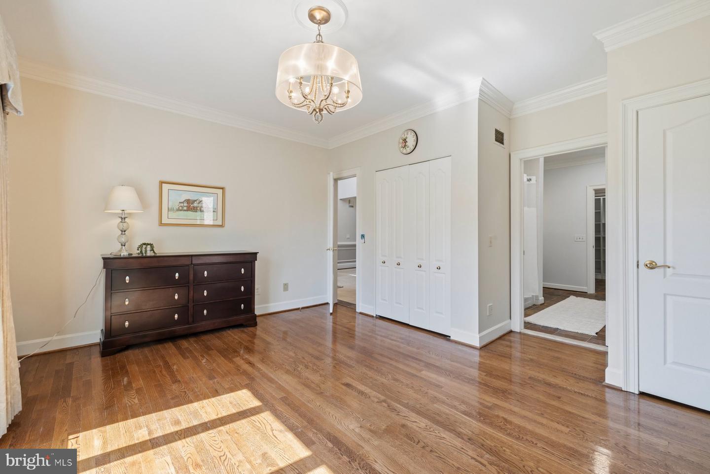 North Potomac, Maryland, 20878, United States, 5 Bedrooms Bedrooms, ,6 BathroomsBathrooms,Residential,Active,2045699