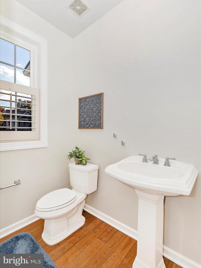 North Potomac, Maryland, 20878, United States, 4 Bedrooms Bedrooms, ,4 BathroomsBathrooms,Residential,Active,1968118