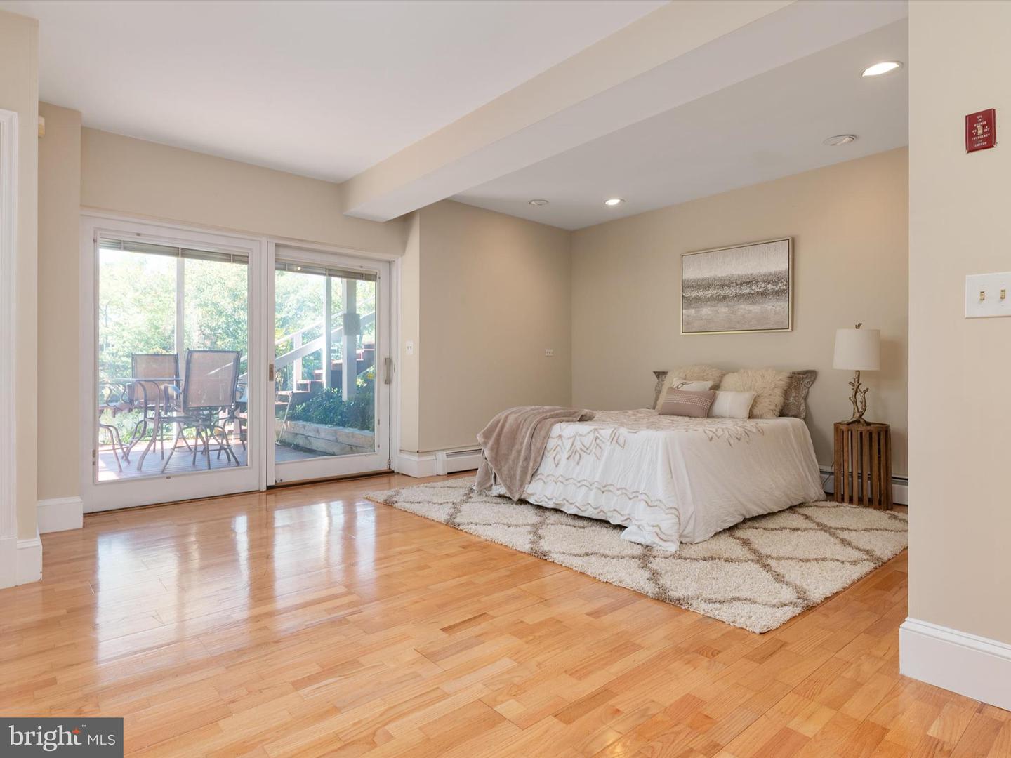 Edgewater, Maryland, 21037, United States, 3 Bedrooms Bedrooms, ,4 BathroomsBathrooms,Residential,Active,1965993