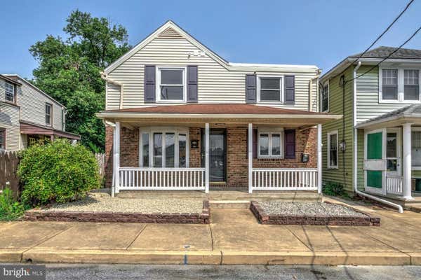 323 S CHERRY ST, MANHEIM, PA 17545 - Image 1