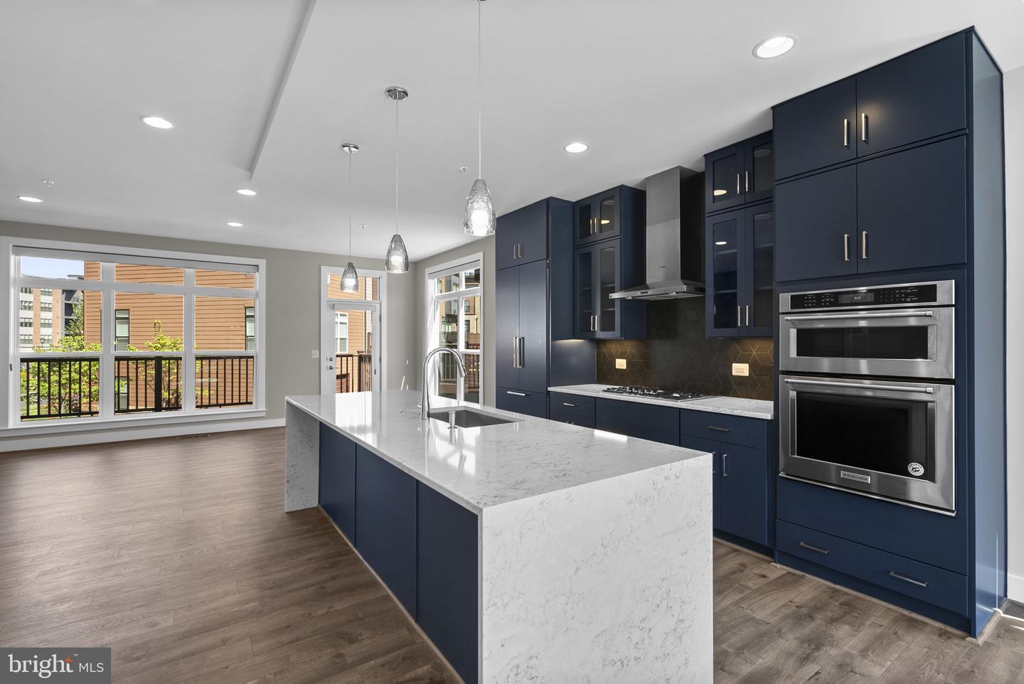 Rockville, Maryland, 20852, United States, 5 Bedrooms Bedrooms, ,5 BathroomsBathrooms,Residential,Active,1954009