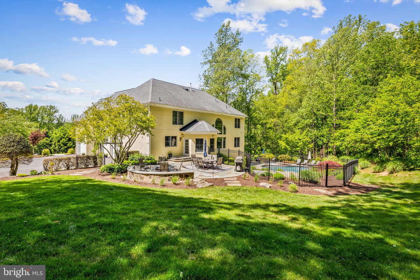 Ellicott City, Maryland, 21042, United States, 5 Bedrooms Bedrooms, ,5 BathroomsBathrooms,Residential,Active,2044187