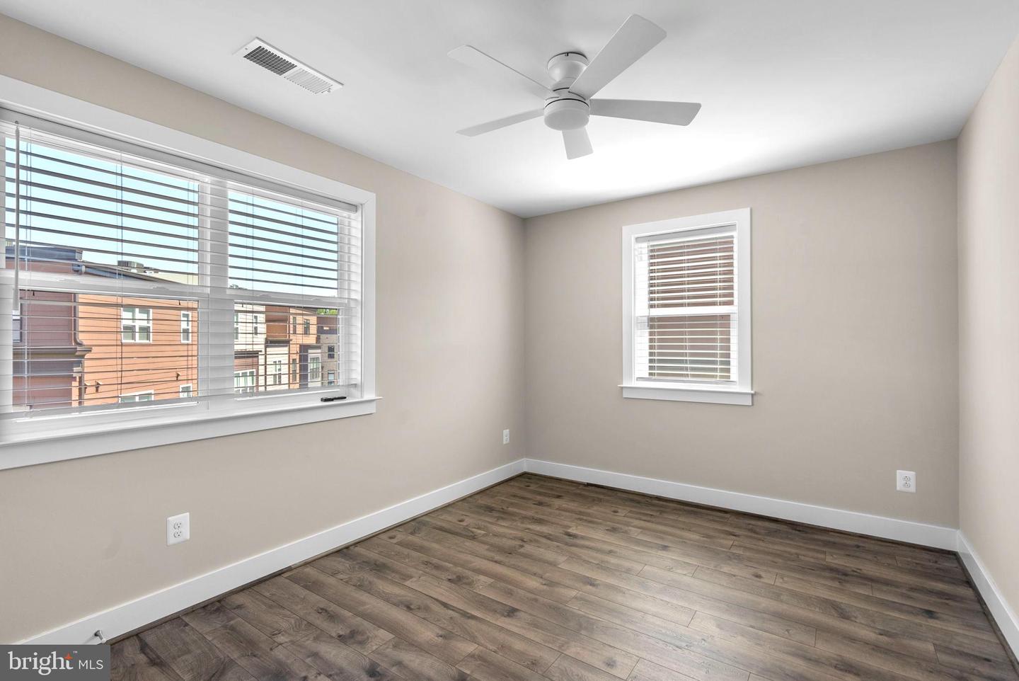 Rockville, Maryland, 20852, United States, 5 Bedrooms Bedrooms, ,5 BathroomsBathrooms,Residential,Active,2044158