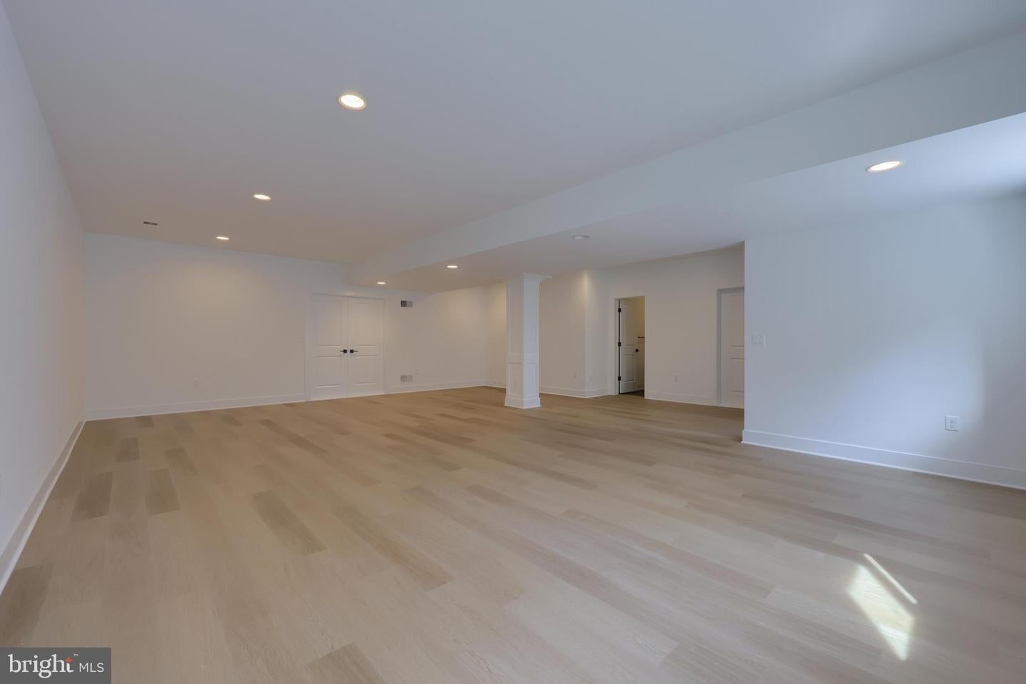 East Petersburg, Pennsylvania, 17520, United States, 4 Bedrooms Bedrooms, ,5 BathroomsBathrooms,Residential,Active,1702111