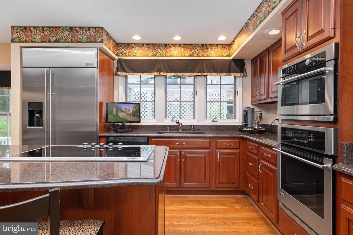 Rockville, Maryland, 20852, United States, 4 Bedrooms Bedrooms, ,4 BathroomsBathrooms,Residential,Active,2045026