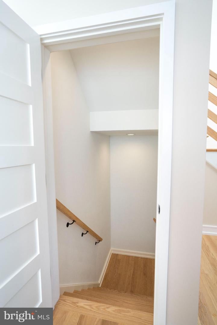 State College, Pennsylvania, 16801, United States, 4 Bedrooms Bedrooms, ,4 BathroomsBathrooms,Residential,Active,2012913