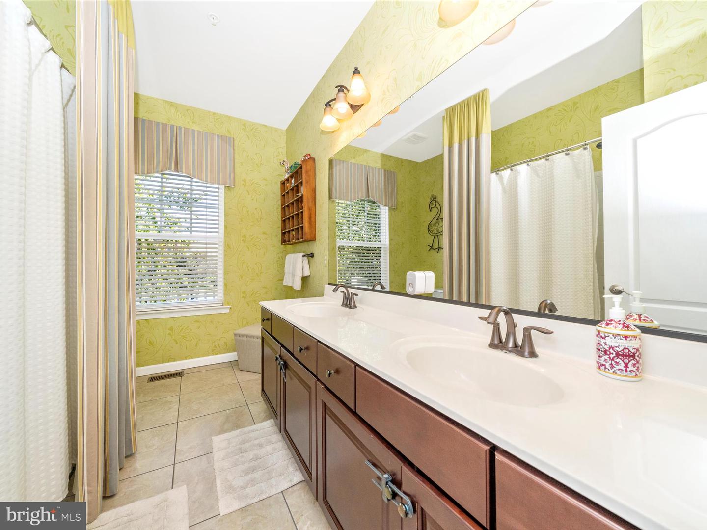 Clarksburg, Maryland, 20871, United States, 5 Bedrooms Bedrooms, ,4 BathroomsBathrooms,Residential,Active,1967123