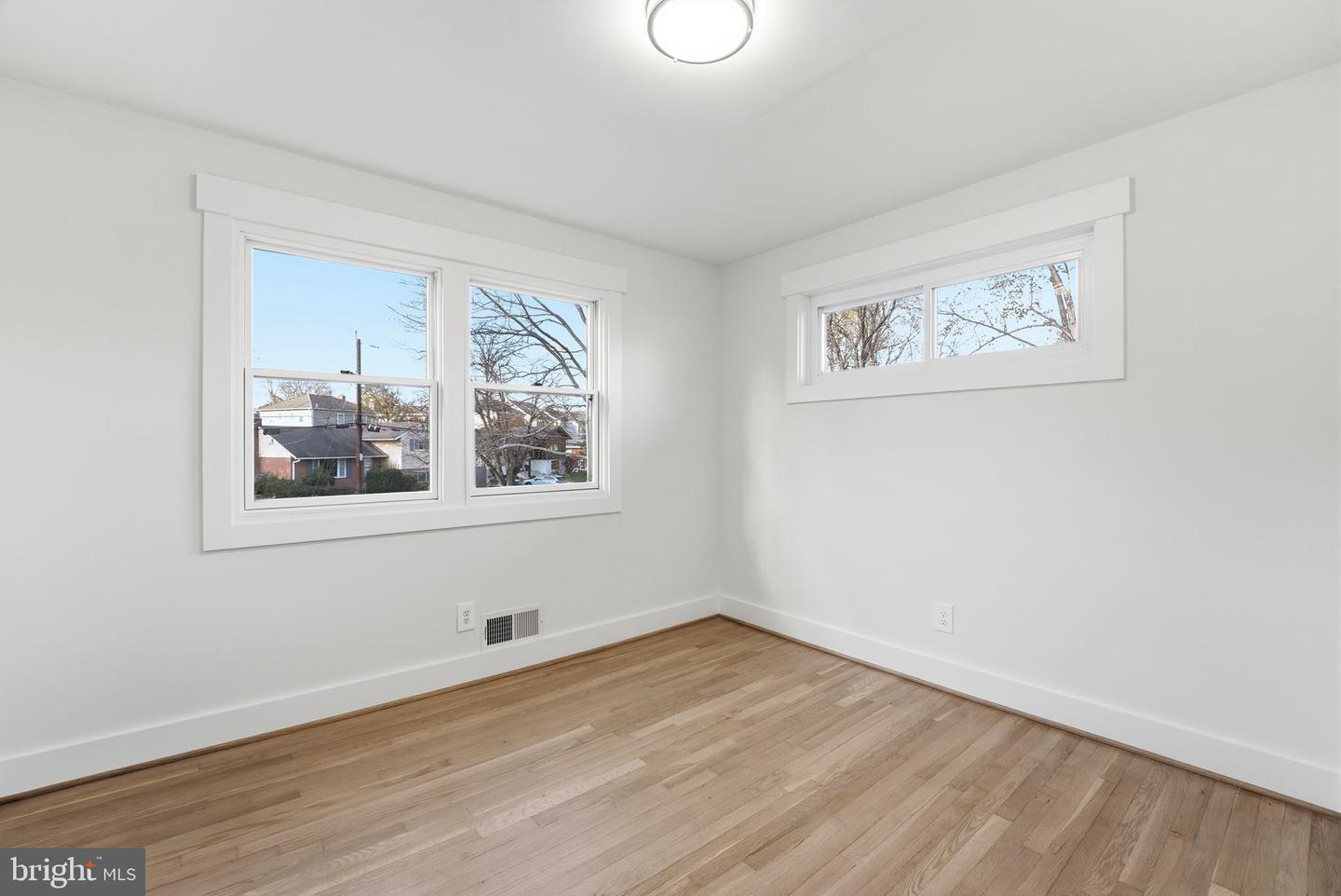 Bethesda, Maryland, 20817, United States, 4 Bedrooms Bedrooms, ,3 BathroomsBathrooms,Residential,Active,1990583