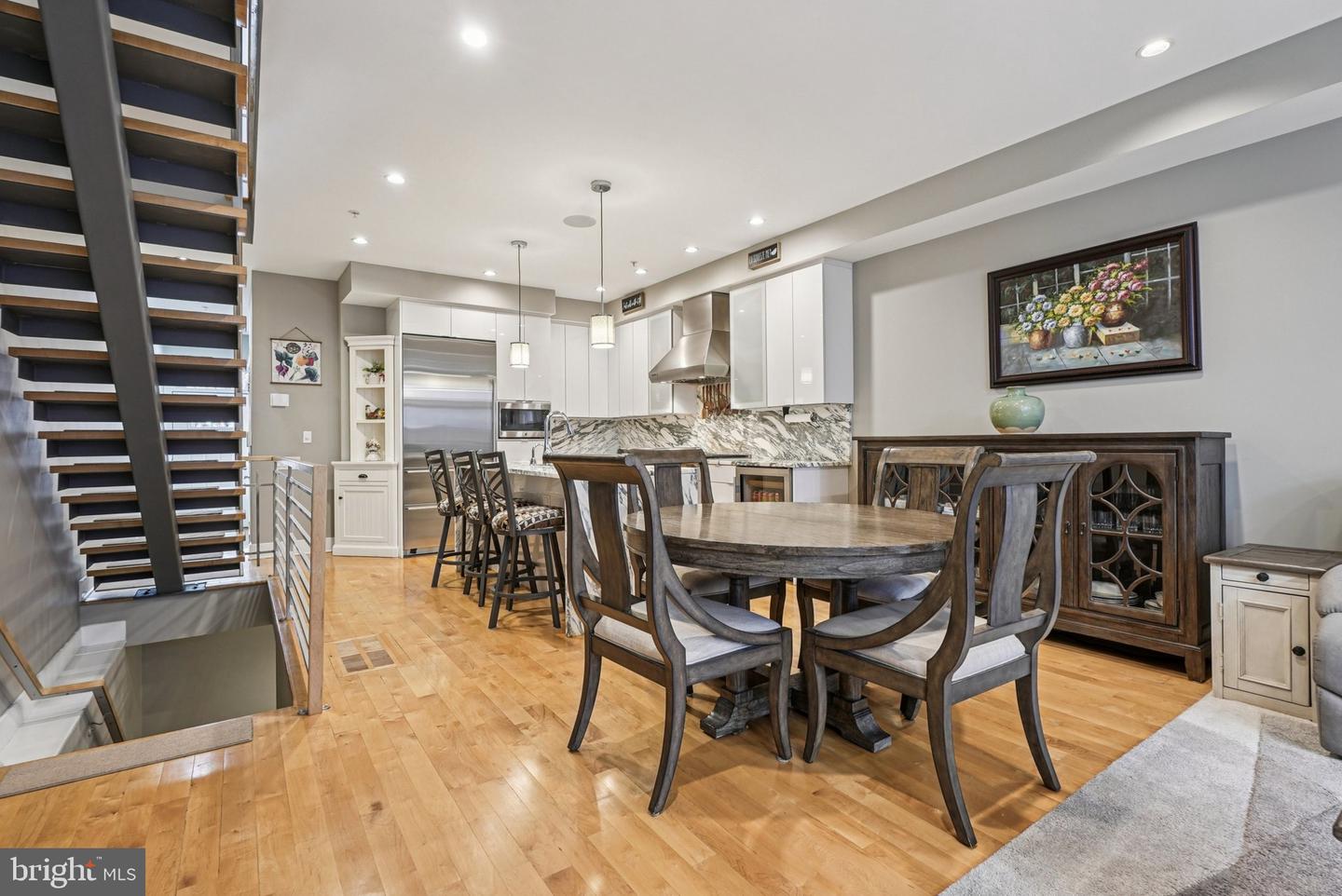 Philadelphia, Pennsylvania, 19147, United States, 4 Bedrooms Bedrooms, ,4 BathroomsBathrooms,Residential,Active,1999178