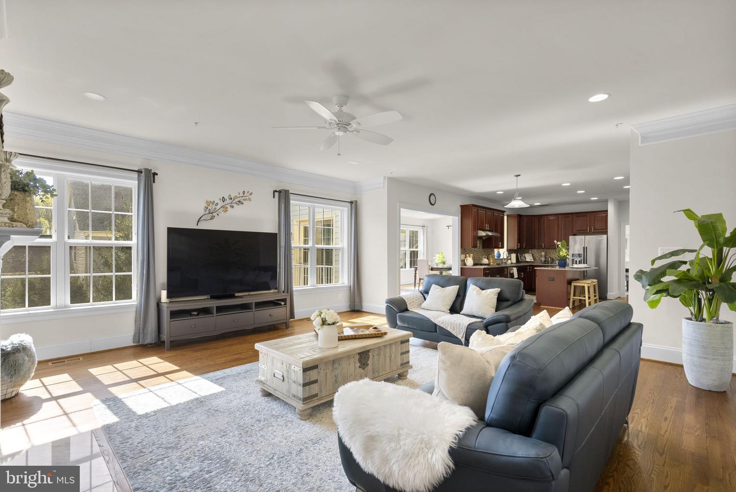 Clarksburg, Maryland, 20871, United States, 4 Bedrooms Bedrooms, ,4 BathroomsBathrooms,Residential,Active,2037095