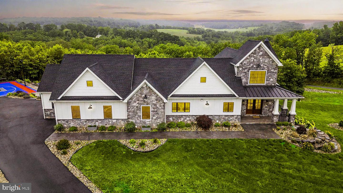 Kutztown, Pennsylvania, 19530, United States, 6 Bedrooms Bedrooms, ,5 BathroomsBathrooms,Residential,Active,1968418