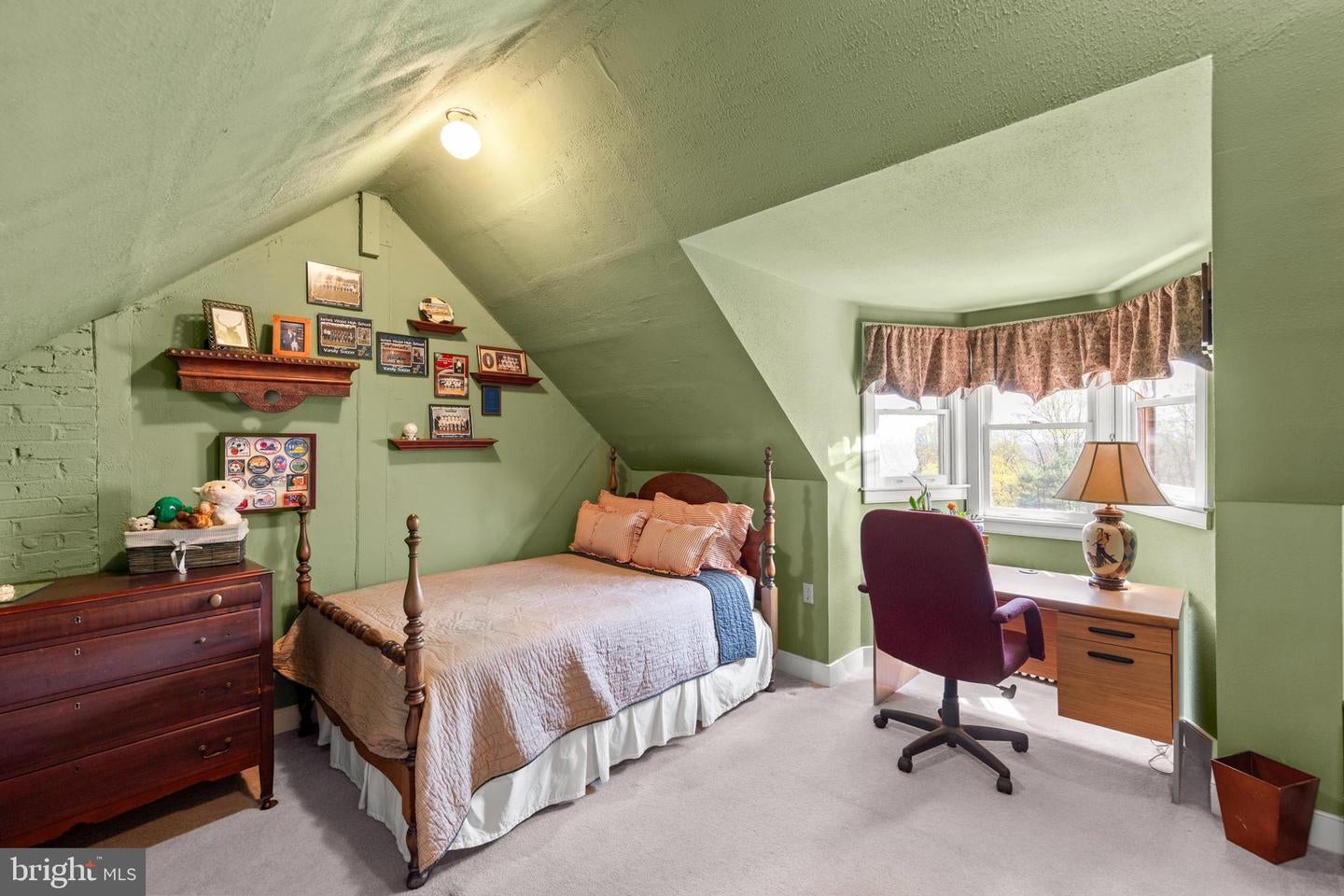 Winchester, Virginia, 22602, United States, 4 Bedrooms Bedrooms, ,4 BathroomsBathrooms,Residential,Active,1771431