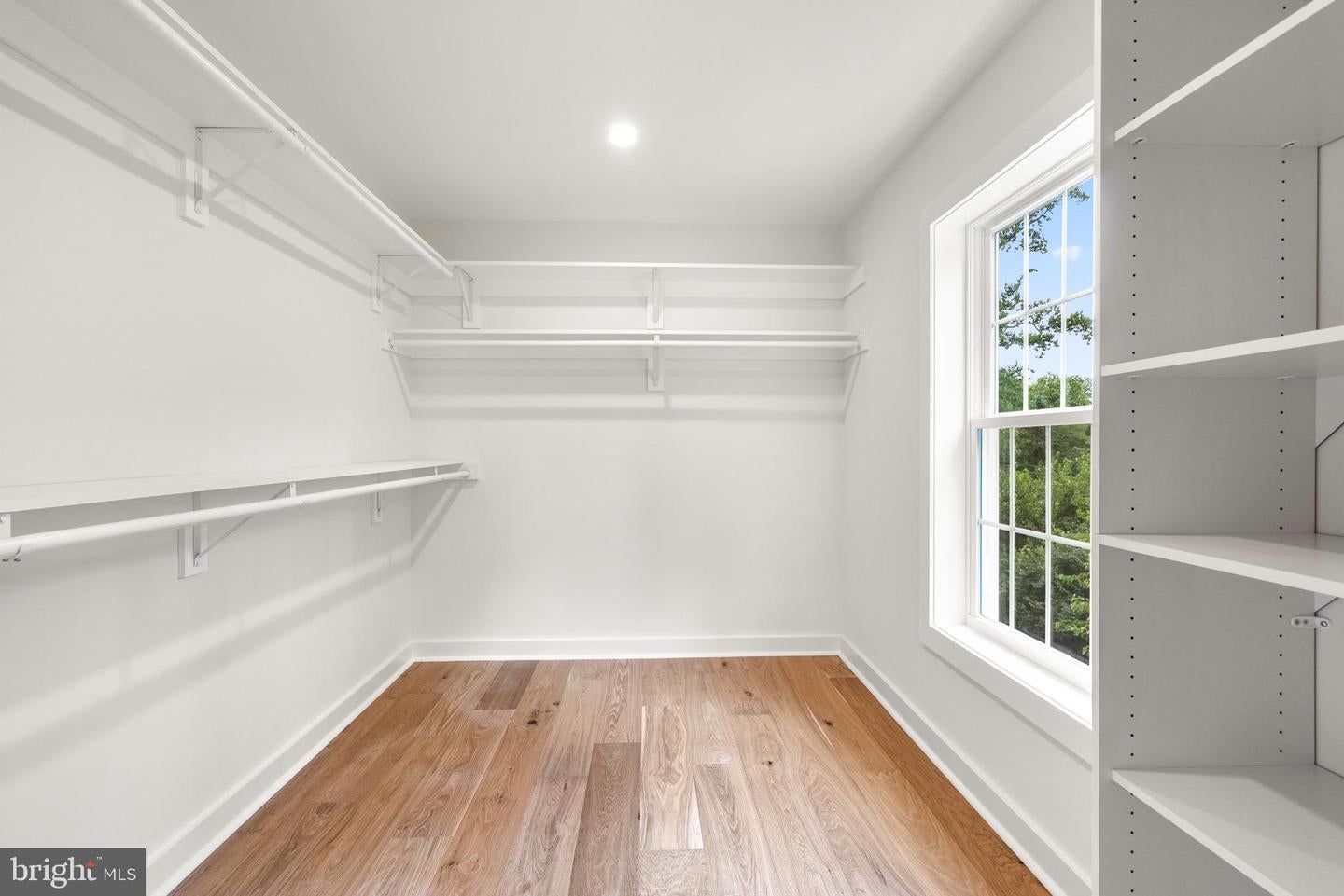Kensington, Maryland, 20895, United States, 5 Bedrooms Bedrooms, ,4 BathroomsBathrooms,Residential,Active,1904171