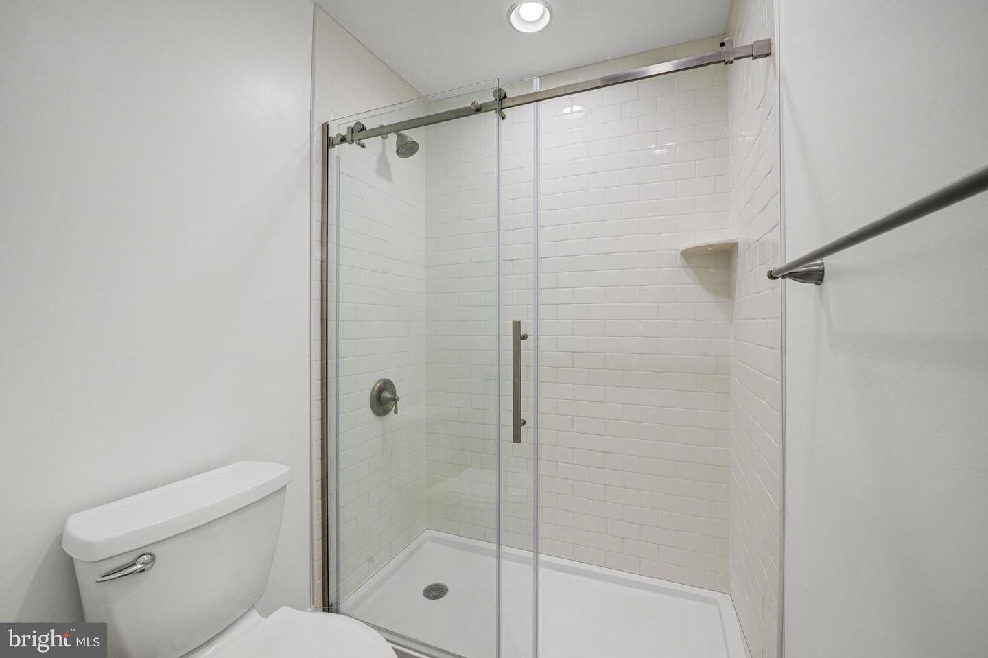 Plainsboro, New Jersey, 08536, United States, 5 Bedrooms Bedrooms, ,3 BathroomsBathrooms,Residential,Active,1853623