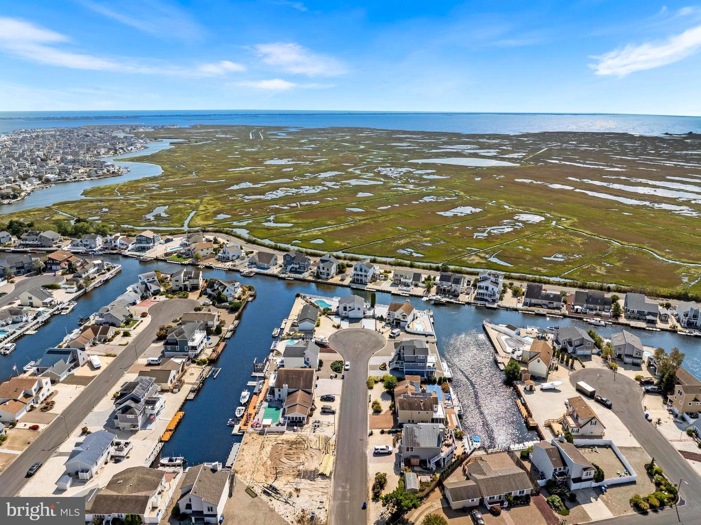 Manahawkin, New Jersey, 08050, United States, 4 Bedrooms Bedrooms, ,3 BathroomsBathrooms,Residential,Active,1885030