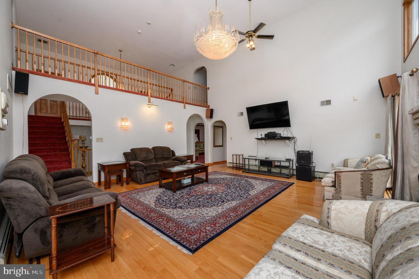 Monmouth Junction, New Jersey, 08852, United States, 5 Bedrooms Bedrooms, ,5 BathroomsBathrooms,Residential,Active,1987239