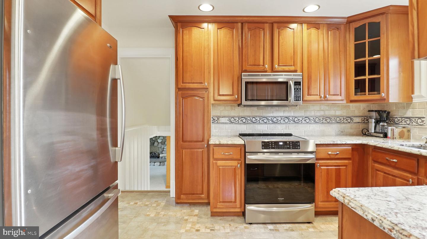 Alexandria, Virginia, 22308, United States, 4 Bedrooms Bedrooms, ,2 BathroomsBathrooms,Residential,Active,1936138