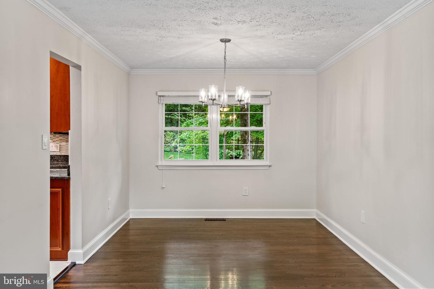 Reston, Virginia, 20191, United States, 3 Bedrooms Bedrooms, ,3 BathroomsBathrooms,Residential,Active,2044995