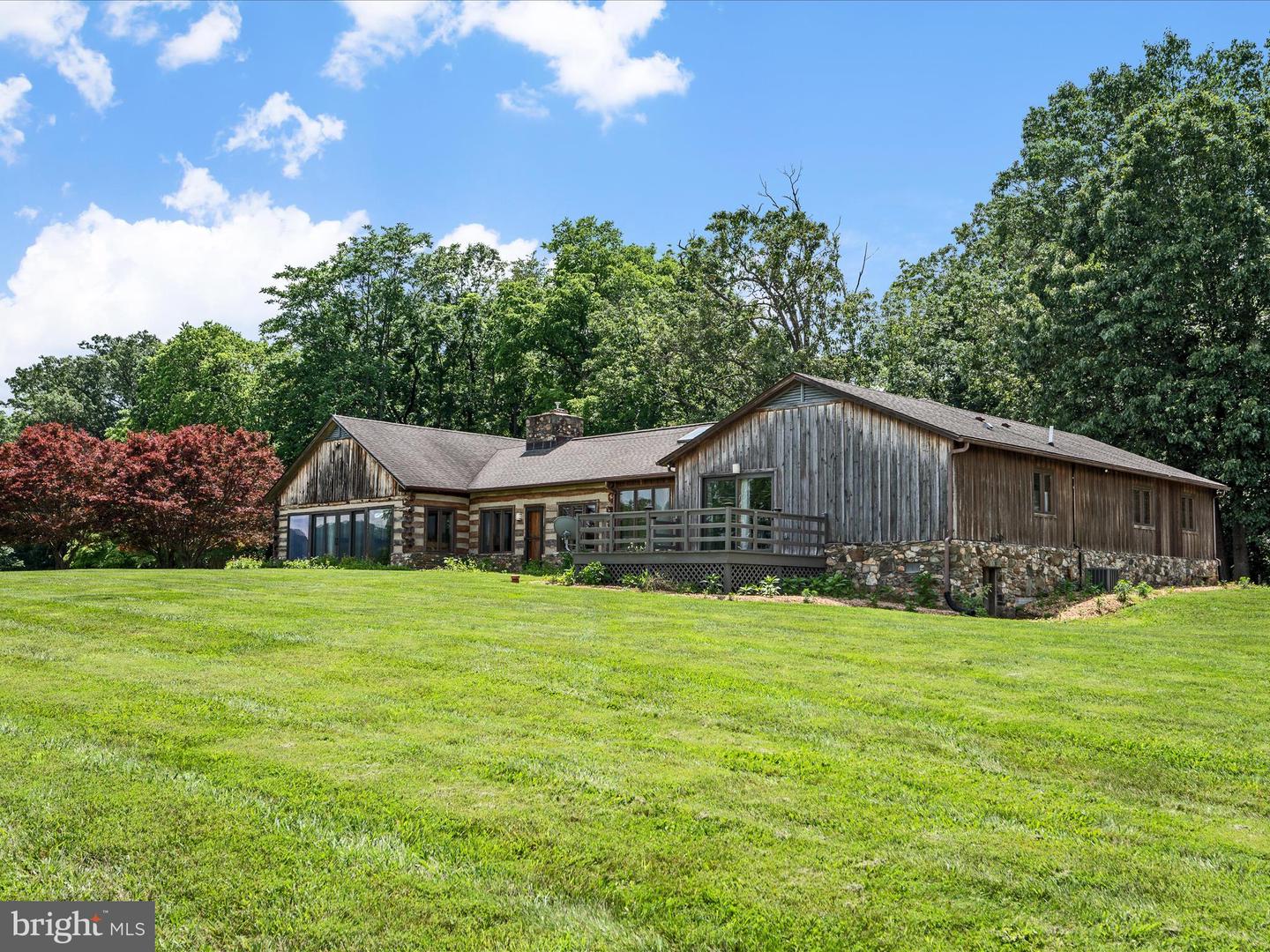 Berryville, Virginia, 22611, United States, 4 Bedrooms Bedrooms, ,3 BathroomsBathrooms,Residential,Active,1884871