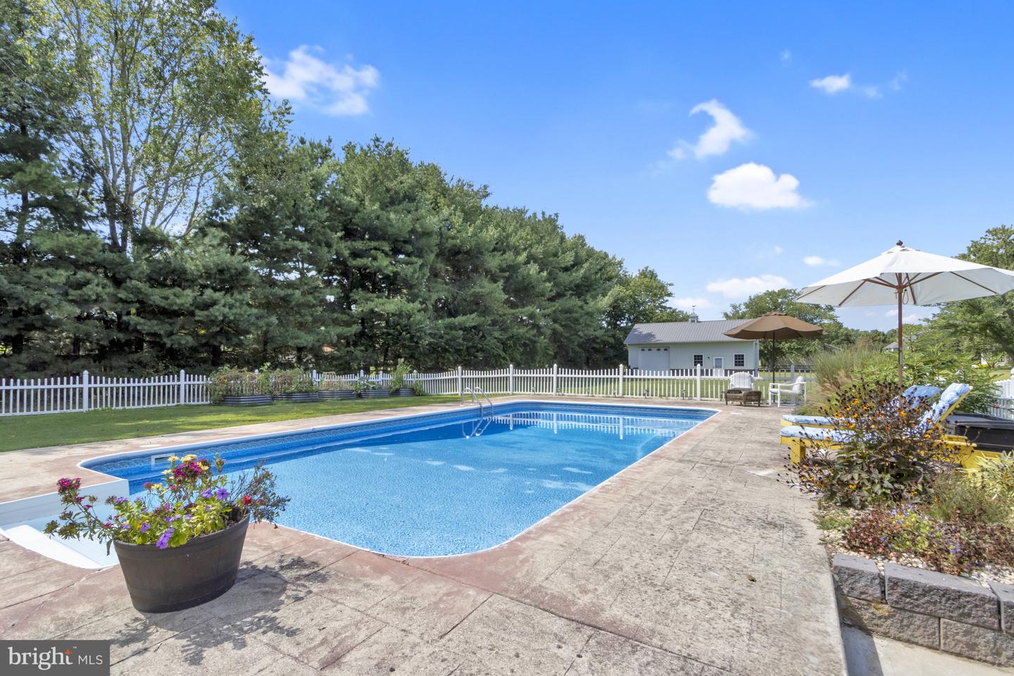 Milton, Delaware, 19968, United States, 4 Bedrooms Bedrooms, ,5 BathroomsBathrooms,Residential,Active,1941147