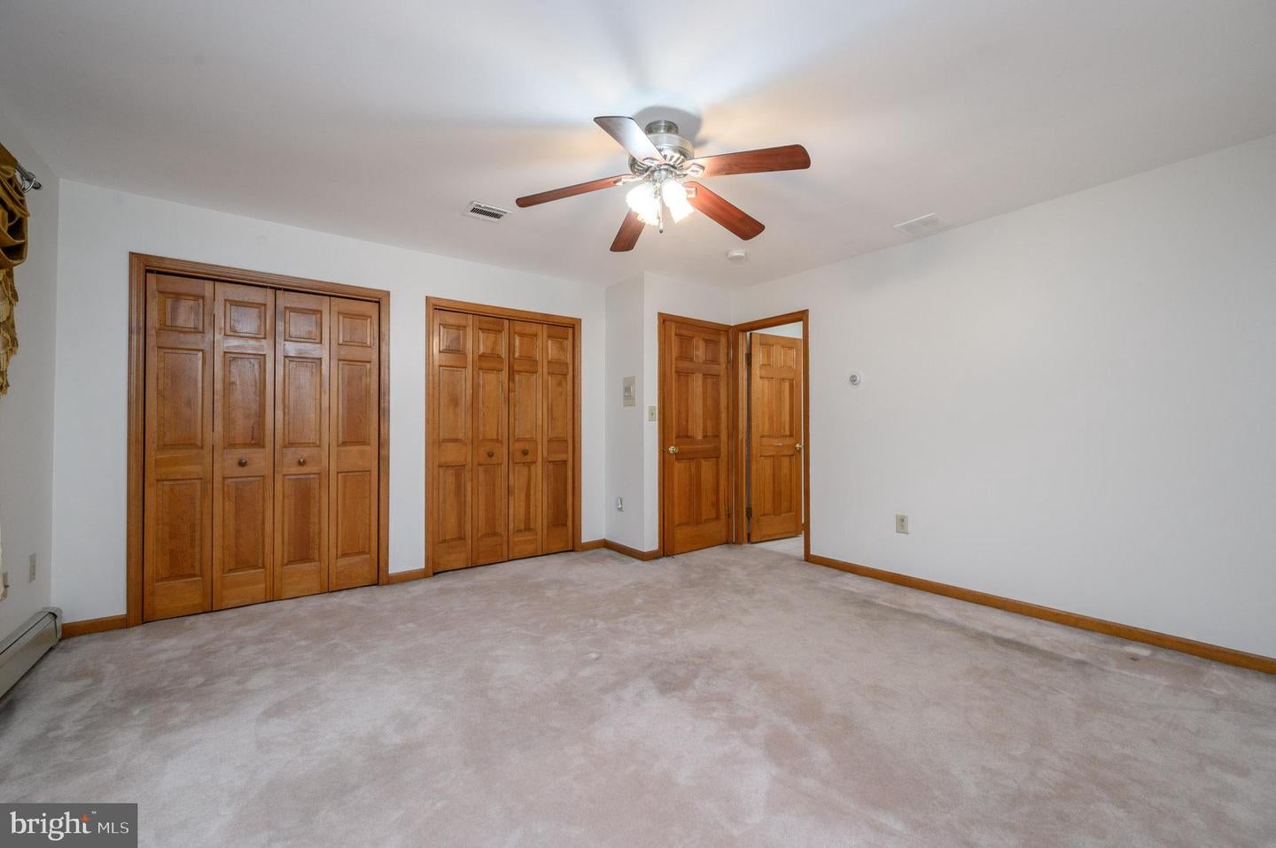 Monmouth Junction, New Jersey, 08852, United States, 5 Bedrooms Bedrooms, ,6 BathroomsBathrooms,Residential,Active,2044533