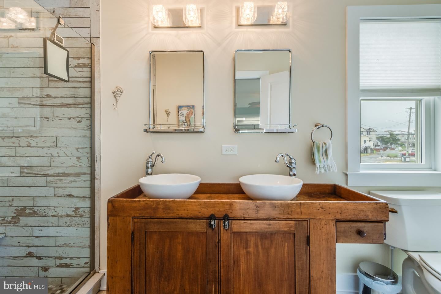 Dewey Beach, Delaware, 19971, United States, 5 Bedrooms Bedrooms, ,4 BathroomsBathrooms,Residential,Active,1934814