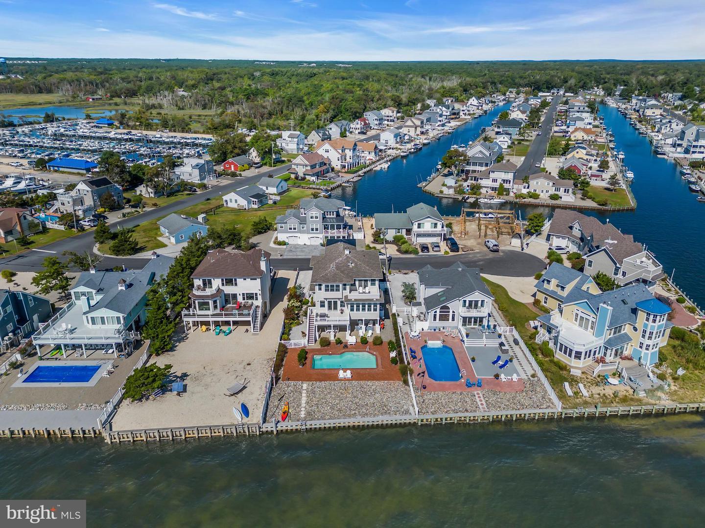 Waretown, New Jersey, 08758, United States, 4 Bedrooms Bedrooms, ,5 BathroomsBathrooms,Residential,Active,1926924