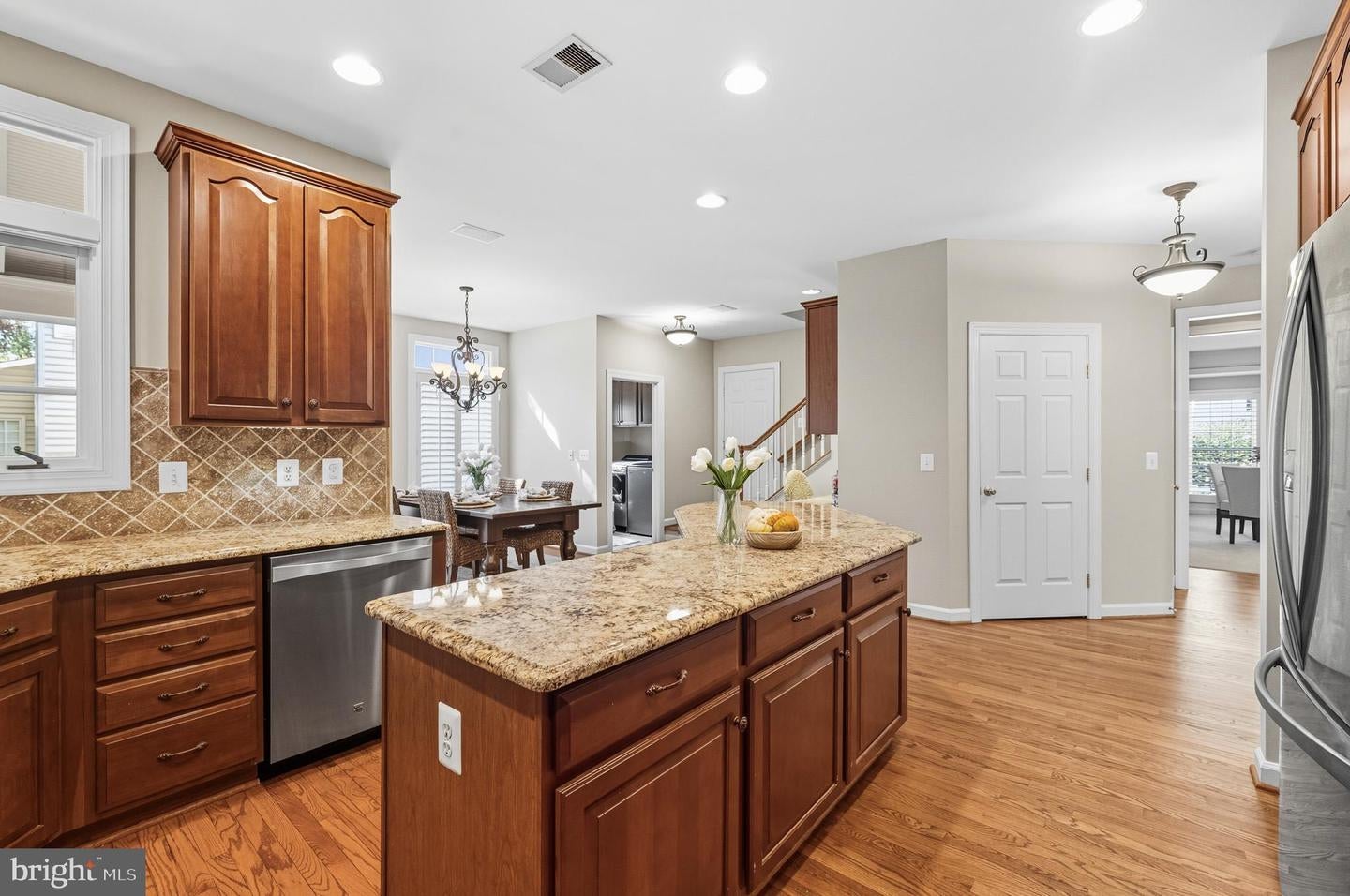 Haymarket, Virginia, 20169, United States, 5 Bedrooms Bedrooms, ,5 BathroomsBathrooms,Residential,Active,1961953