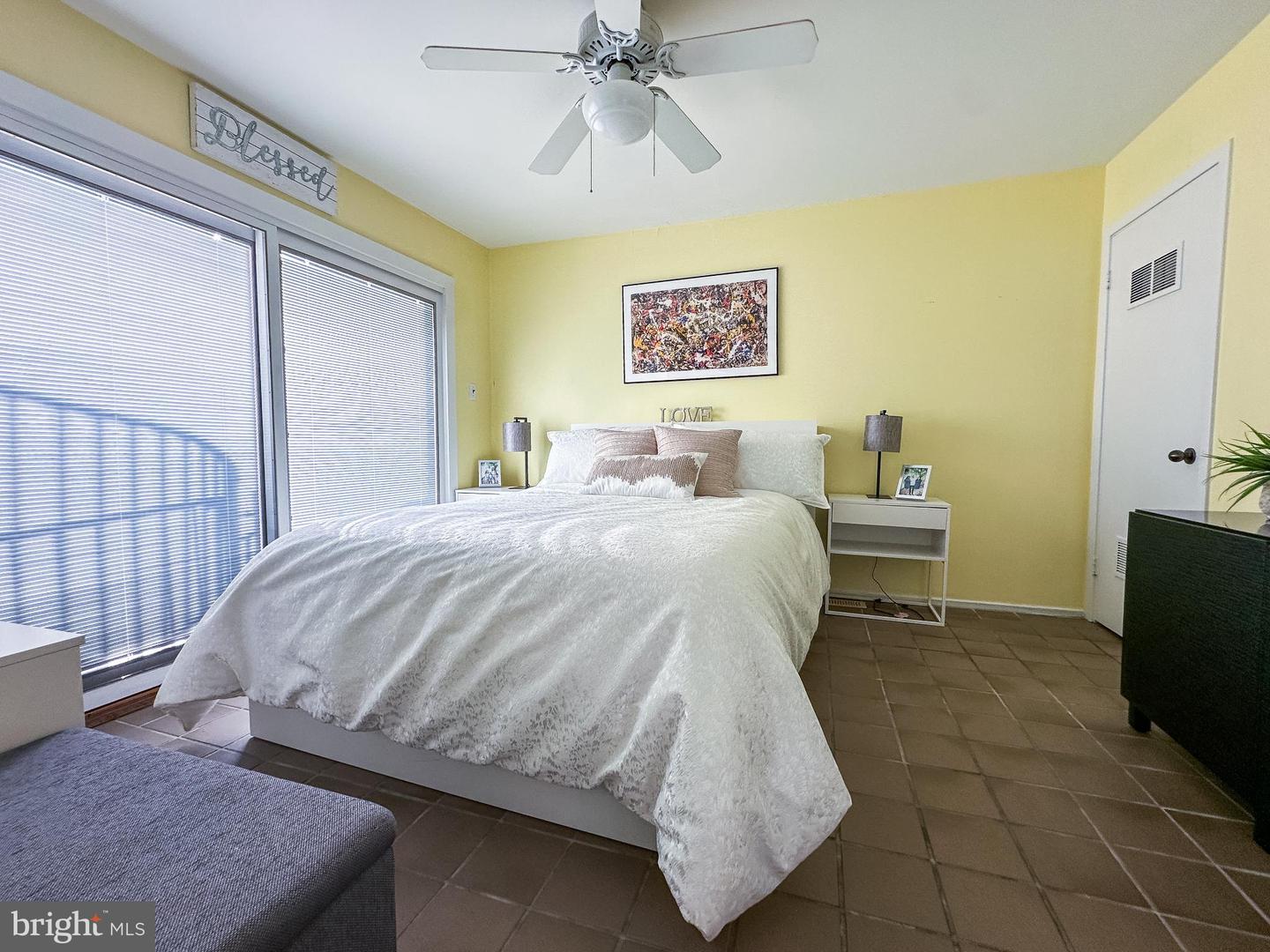 Longport, New Jersey, 08403, United States, 3 Bedrooms Bedrooms, ,2 BathroomsBathrooms,Residential,Active,1936141