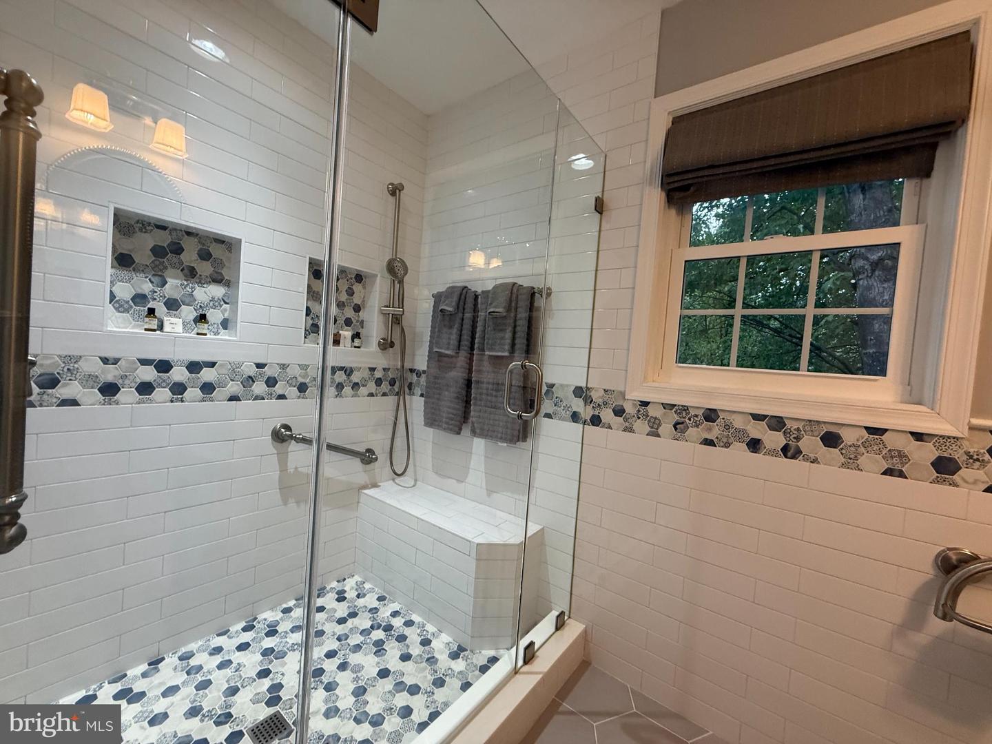 Herndon, Virginia, 20171, United States, 5 Bedrooms Bedrooms, ,3 BathroomsBathrooms,Residential,Active,1961930