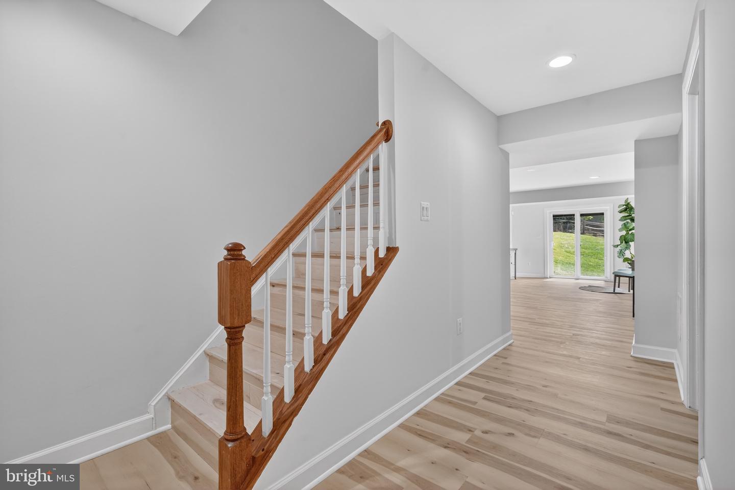North Potomac, Maryland, 20878, United States, 4 Bedrooms Bedrooms, ,4 BathroomsBathrooms,Residential,Active,2044133