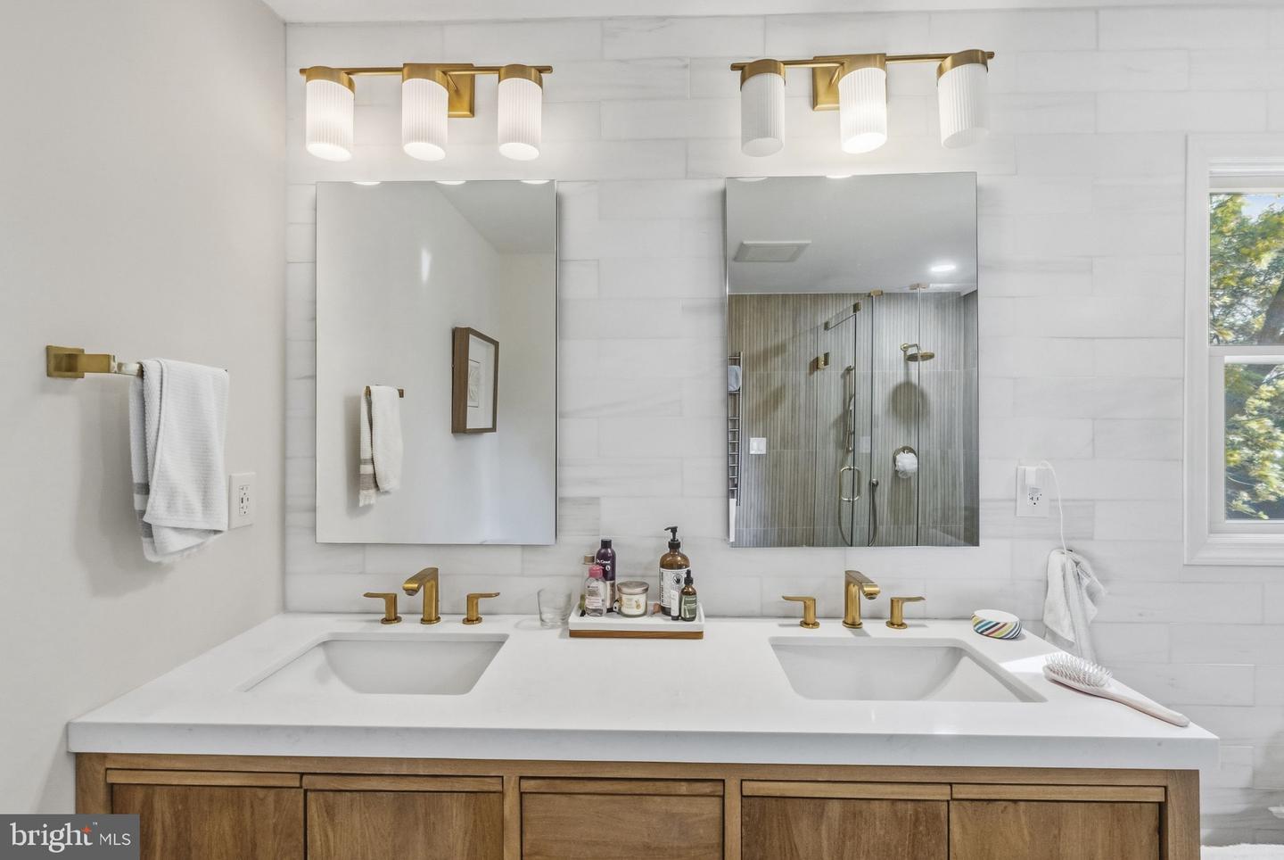 Princeton Junction, New Jersey, 08550, United States, 4 Bedrooms Bedrooms, ,3 BathroomsBathrooms,Residential,Contingent,2045693