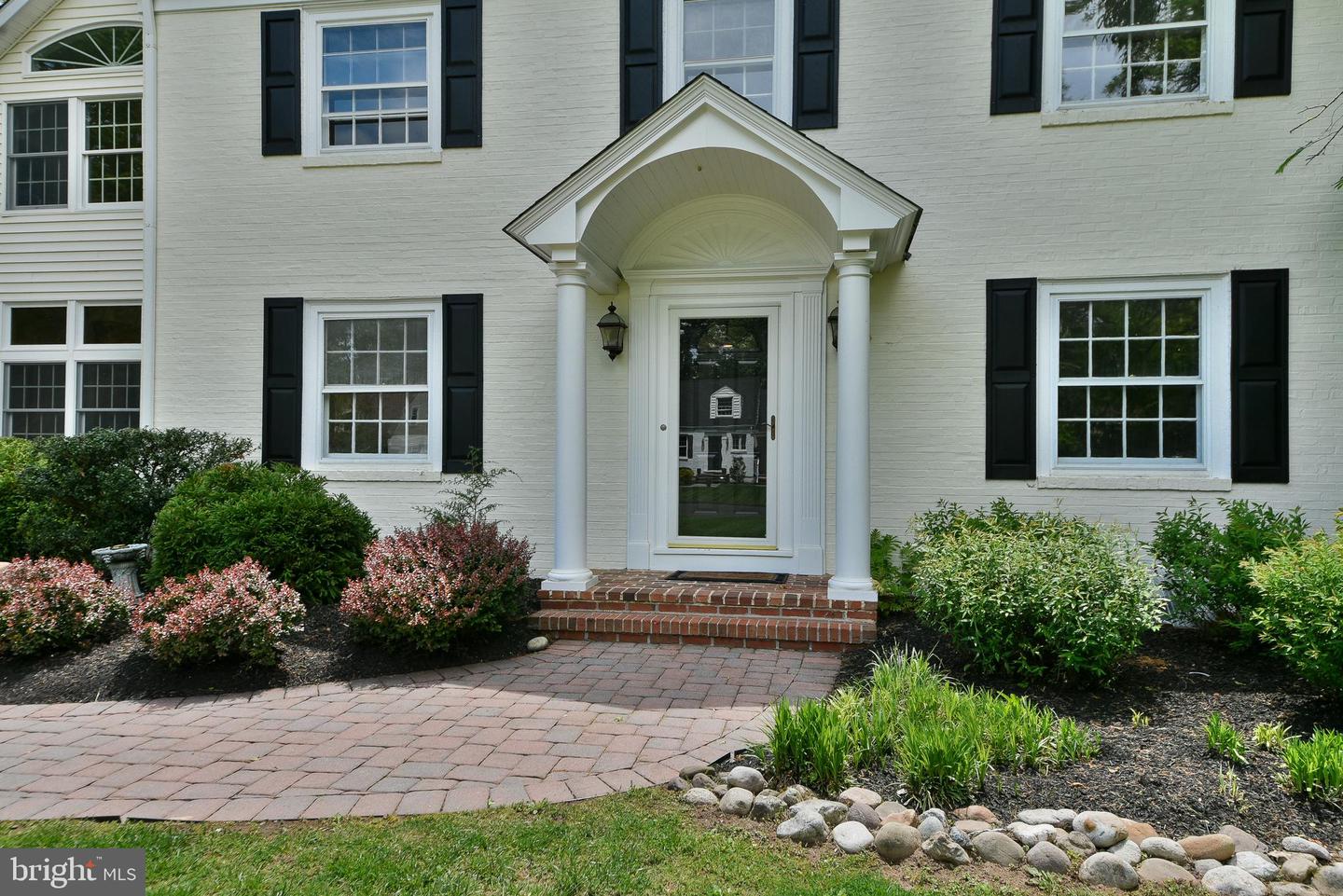 Yardley, Pennsylvania, 19067, United States, 5 Bedrooms Bedrooms, ,5 BathroomsBathrooms,Residential,Contingent,2045759