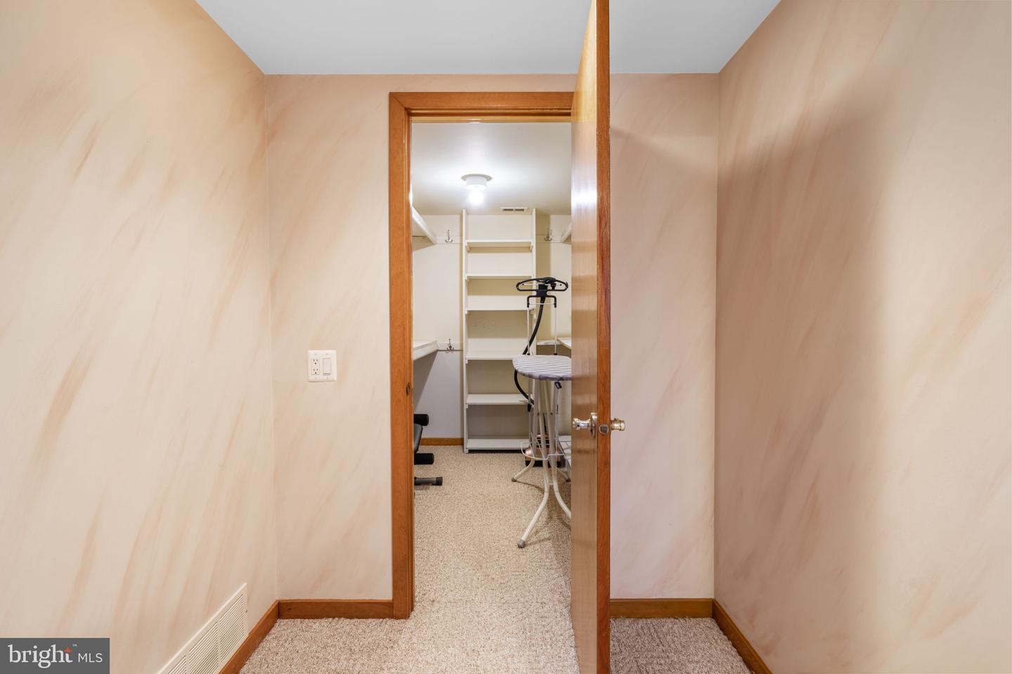 Huntingdon Valley, Pennsylvania, 19006, United States, 5 Bedrooms Bedrooms, ,3 BathroomsBathrooms,Residential,Active,2007964