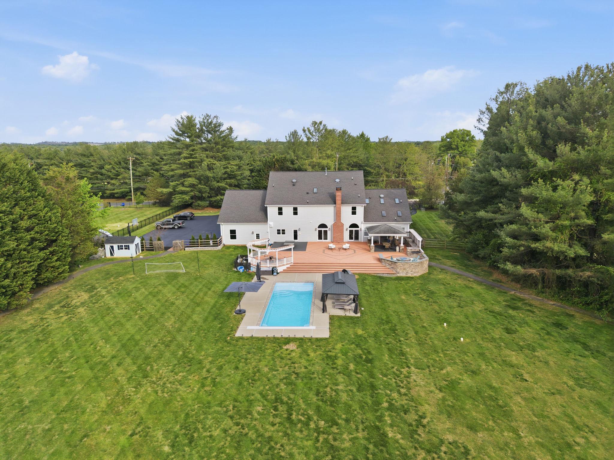 North Potomac, Maryland, 20878, United States, 7 Bedrooms Bedrooms, ,8 BathroomsBathrooms,Residential,Active,2044145