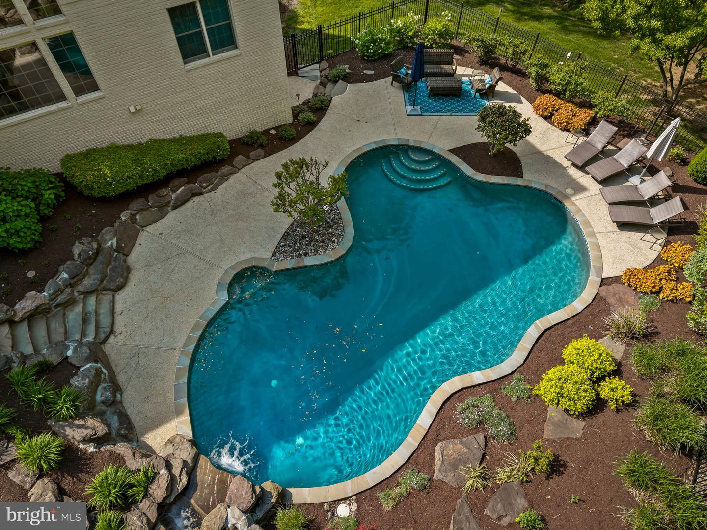 Ellicott City, Maryland, 21042, United States, 5 Bedrooms Bedrooms, ,5 BathroomsBathrooms,Residential,Active,2044187